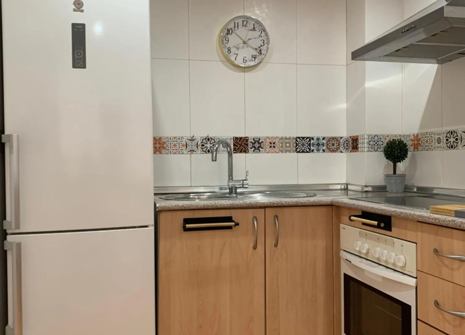 Malagueta, Free Parking, Center & Beach Malaga Apartment